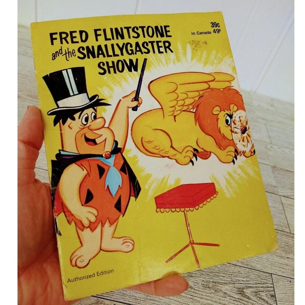 Fred‎ Flintstone Snallygaster Show 1972 Paperback Horace J Elias retro cartoon